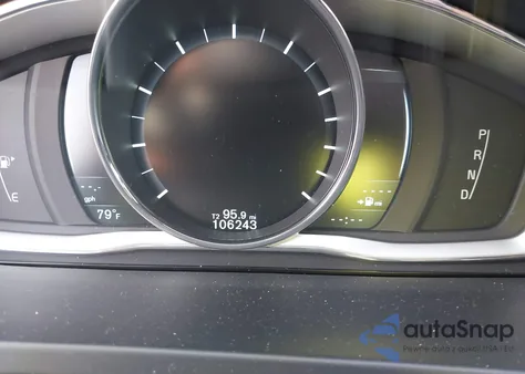 2015 Volvo S60 T6 Platinum z USA, uszkodzony, nr VIN YV149MFM1F1353482